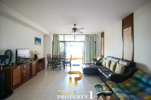 Beachfront Condo With Direct Sea View - Cha Am Beach Club