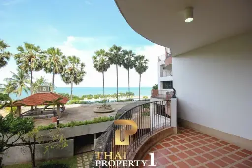 Beachfront Condo With Direct Sea View - Cha Am Beach Club