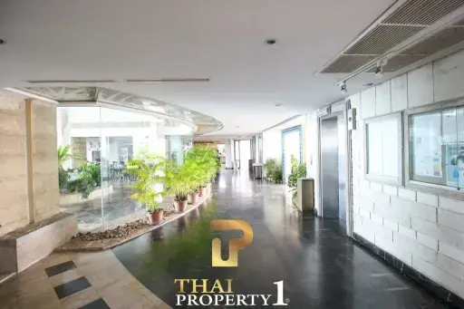 Beachfront Condo With Direct Sea View - Cha Am Beach Club