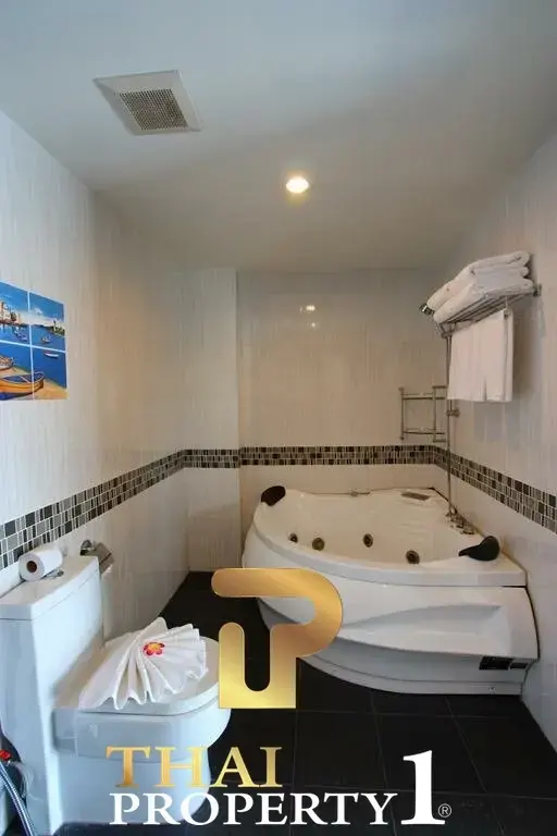 Very Nice And Modern Hotel For Sale In Center Pattaya