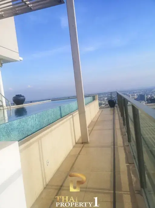 Sea View - Large Two Storey Penthouse For Sale At Northpoint Pattaya