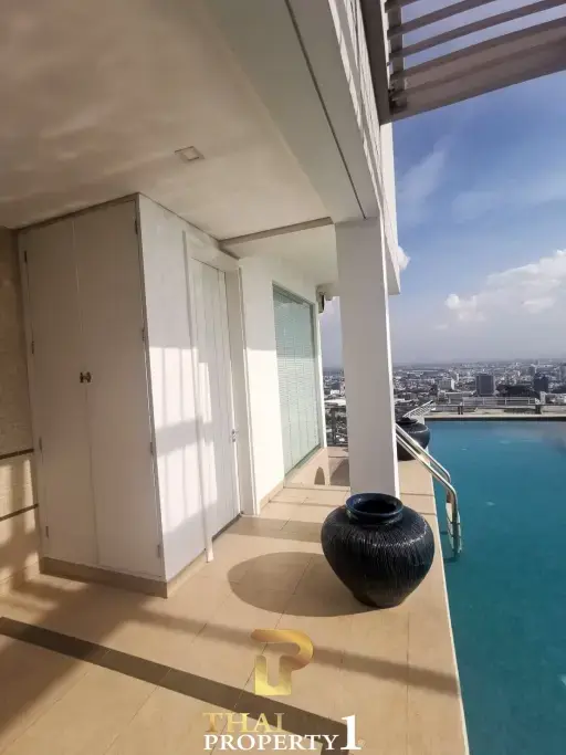 Sea View - Large Two Storey Penthouse For Sale At Northpoint Pattaya