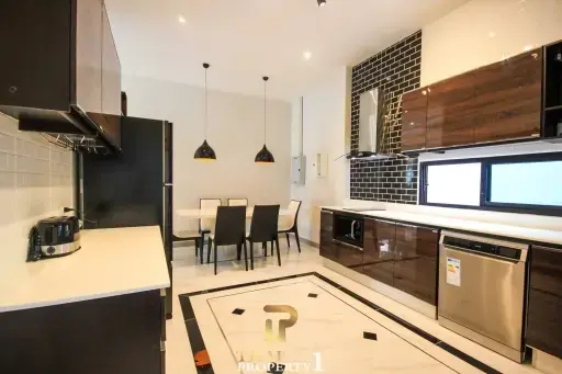 Luxurious Modern 3 Bedroom Pool Villa For Sale In Pranburi Town