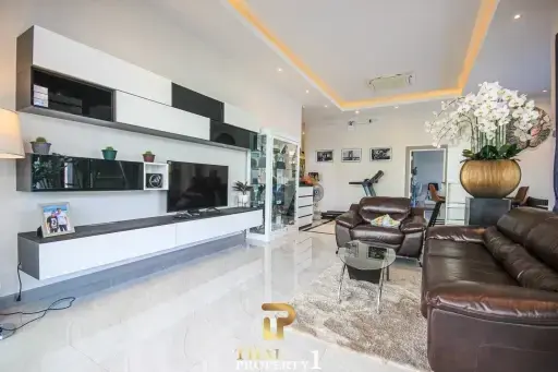 Luxurious Modern 3 Bedroom Pool Villa For Sale In Pranburi Town