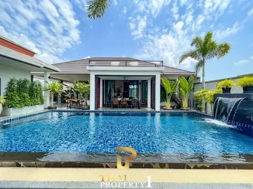 Luxurious Modern 3 Bedroom Pool Villa For Sale In Pranburi Town