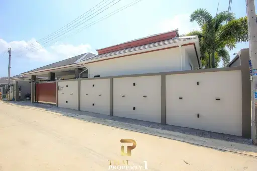 Luxurious Modern 3 Bedroom Pool Villa For Sale In Pranburi Town