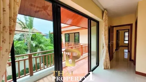 4 Bedroom Pool Villa For Sale 200 Meters From Bangsaray Beach