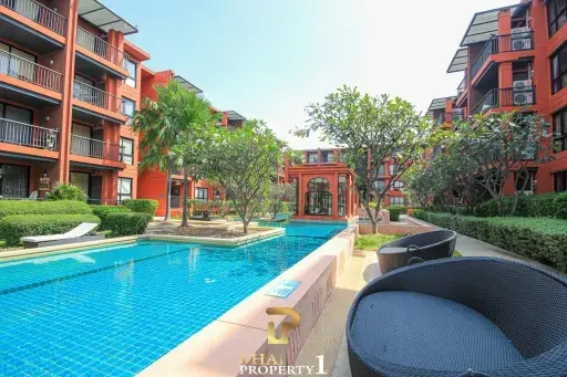 One Bed Unit At Bluroc Condo - Hua Hin