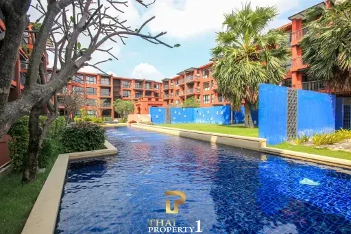 One Bed Unit At Bluroc Condo - Hua Hin