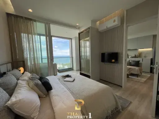 2 Bed Corner Unit At New Hua Hin Landmark - VEHHA Condominium 100% Sea View