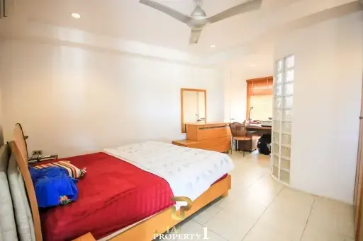 Corner One Bed Condo With Stunning View At Jamjuree Condo - Khao Takiab