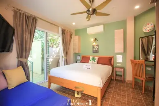 Immaculate Corner 2 Storey Townhouse For Sale - Hua Hin Soi 94