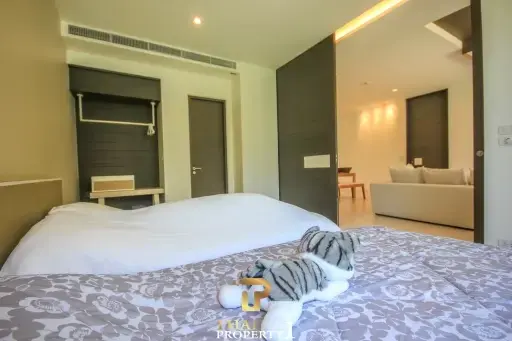 Price Reduced 2 Bedroom At High End Ocas Condo Hua Hin