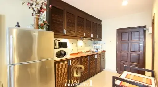 Sea View Condo for Sale at View Talay 6 Pattaya – Foreign Ownership