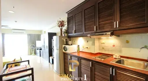 Sea View Condo for Sale at View Talay 6 Pattaya – Foreign Ownership