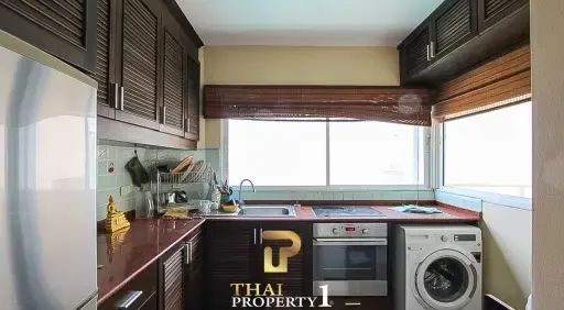 Sea View Condo for Sale at View Talay 6 Pattaya – Foreign Ownership