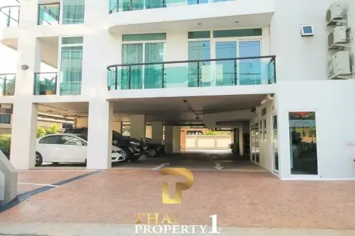 Large Foreigner Name - 2 Bed Condo at Siam Ocean View