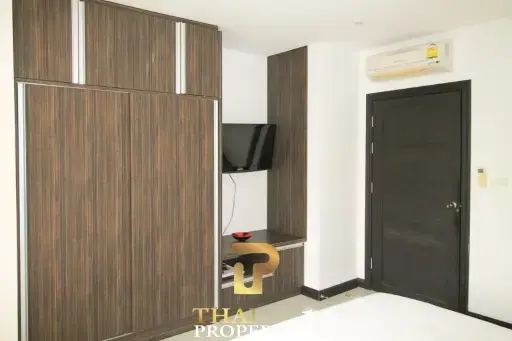 Large Foreigner Name - 2 Bed Condo at Siam Ocean View