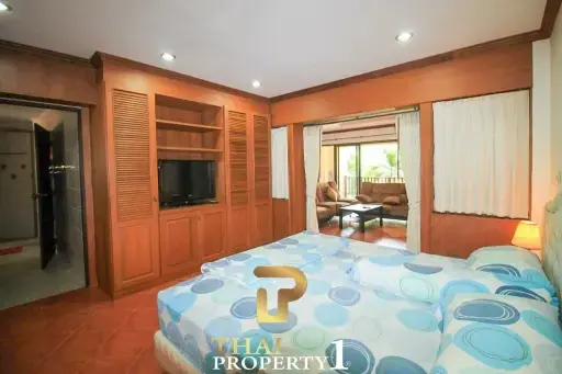 One Bed Condo At Chateau Dale - Thappraya Rd - Pattaya