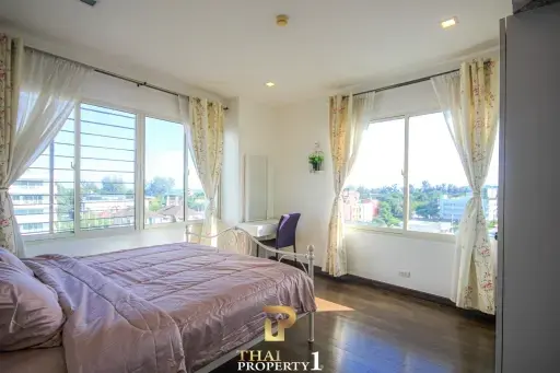 City &amp; Sea View 2 Bedroom Condo For Sale - The Seacraze Hua Hin