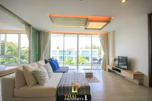 Sea &amp; Green view - Stunning 2 Bedroom Unit For Sale At Wan Vayla Hua Hin