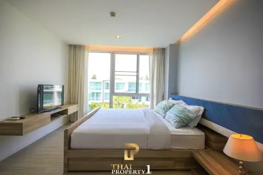 Sea &amp; Green view - Stunning 2 Bedroom Unit For Sale At Wan Vayla Hua Hin