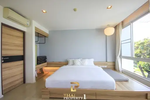 Sea &amp; Green view - Stunning 2 Bedroom Unit For Sale At Wan Vayla Hua Hin