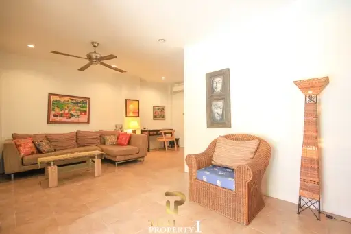 Cha Am Beach - 3 Bedroom Townhouse For Sale At Thai Paradise South