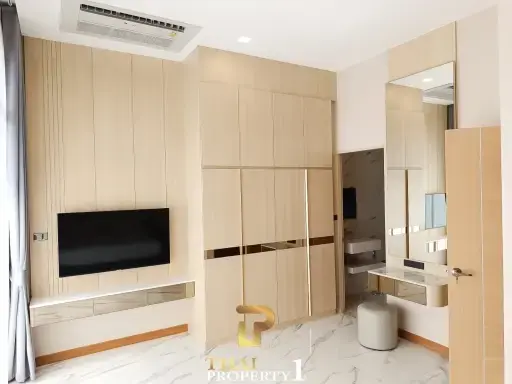 Modern Luxury Townhome - North Pattaya