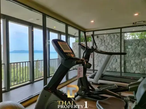 Beachfront 1-Bedroom Condo for Investment - Bayphere Premier Suites Na Jomtien