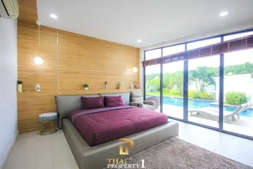 3 Bedroom Pool Villa At Moda Residences Tempo