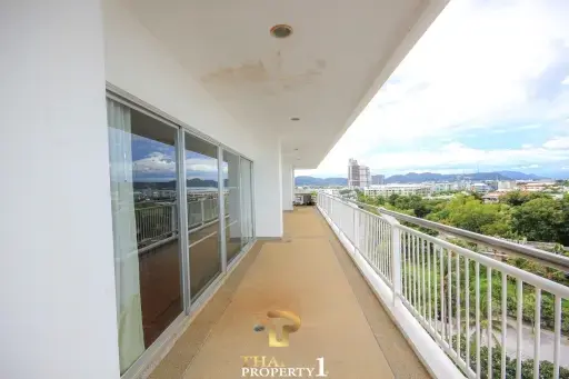 Sea View 4 Bedroom Condo For Sale - Baan Lonsai Beachfront Condominium - Hua Hin