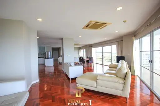 Sea View 4 Bedroom Condo For Sale - Baan Lonsai Beachfront Condominium - Hua Hin