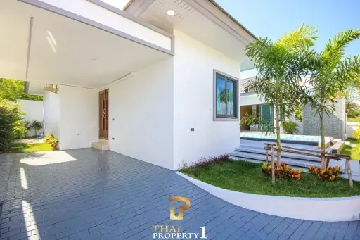 Central 3 Bed Pool Villa - Hua Hin Soi 102