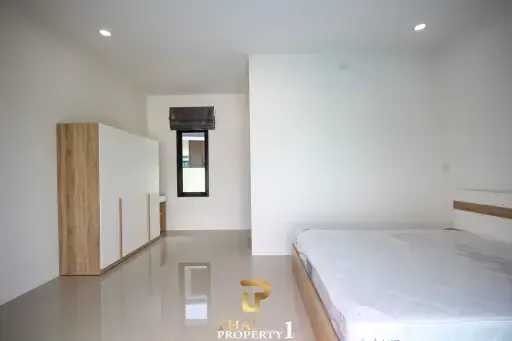 Charming New Modern 3 Bed Pool Villa - Cha Am