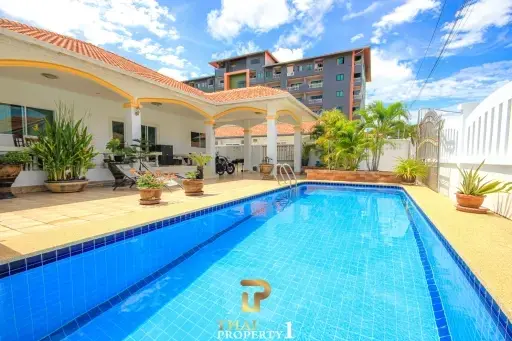 Central 3 Bedroom Pool Villa - Hua Hin Soi 94