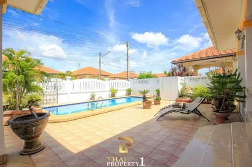 Central 3 Bedroom Pool Villa - Hua Hin Soi 94