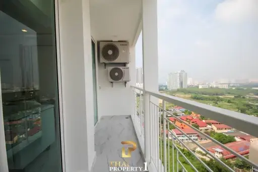 High Floor 2 Bedroom Condo for Sale in Jomtien at The Empire Tower Pattaya - Special Price 6.69M THB