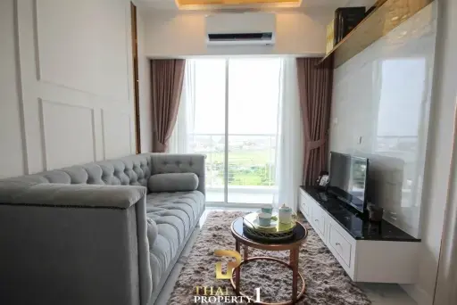 High Floor 1 Bedroom Condo for Sale in Jomtien at The Empire Tower Pattaya - Special Price 3.39M THB