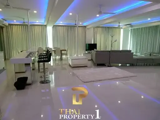 3-Bedroom Penthouse with Panoramic Sea Views - Foreign Ownership in Pratumnak Pattaya Thepthip Mansion