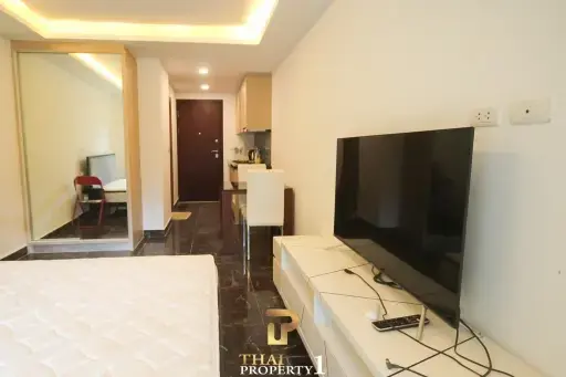 Studio Condo for Sale in Jomtien – Laguna Beach Resort 3 The Maldives