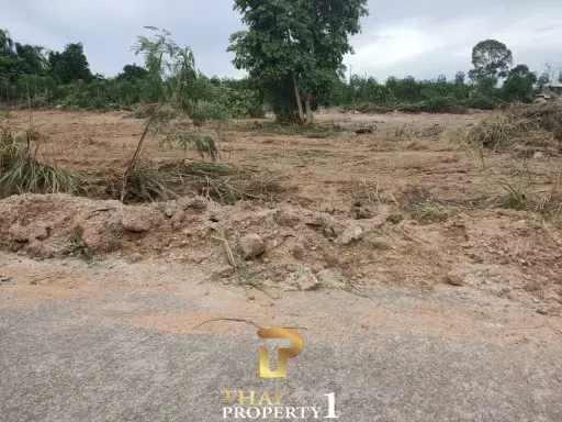 Prime Land for Sale in Bangsaray – Ideal for Development or Luxury Residence