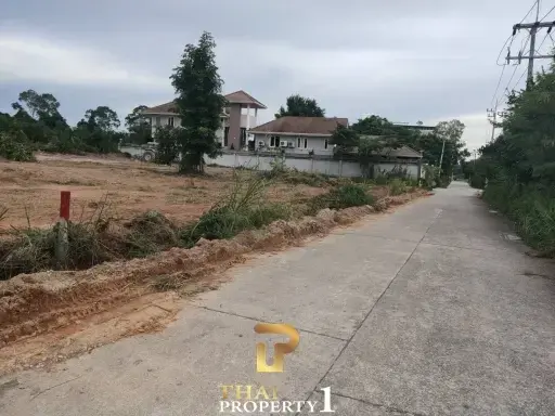 Prime Land for Sale in Bangsaray – Ideal for Development or Luxury Residence