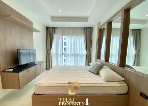 Condo 1 bedroom Pool View In Nam Talay Condominium, Pattaya