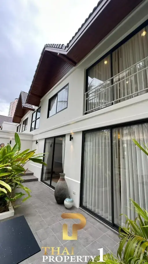 Prime Investment Opportunity - High Yield Townhouses in Pattaya