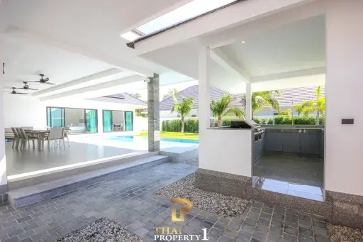 Luxurious 4-Bedroom Pool Villa - The Clouds 2 Hua hin