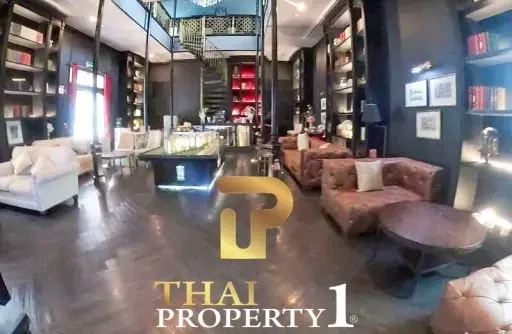 Spacious Pool Access 1 Bedroom Condo for Sale in Jomtien - Espana Condo Resort Pattaya