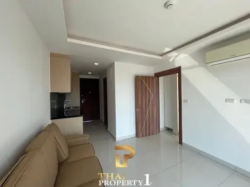 2 Bedroom Condo for Sale in Jomtien – Laguna Beach Resort 3 The Maldives