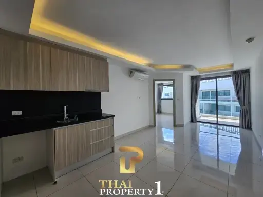 1 Bedroom Condo for Sale in Jomtien – Laguna Beach Resort 1