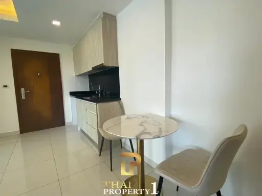 1 Bedroom Condo for Sale in Jomtien – Laguna Beach Resort 1